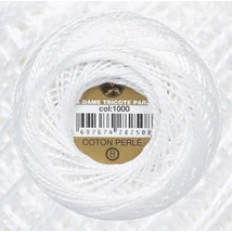 Perlé hímző gyöngyfonal 1000 - törtfehér