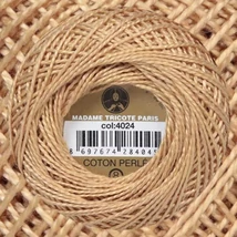 Perlé hímző gyöngyfonal 4024