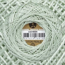 Perlé hímző gyöngyfonal 4054 - pisztácia zöld