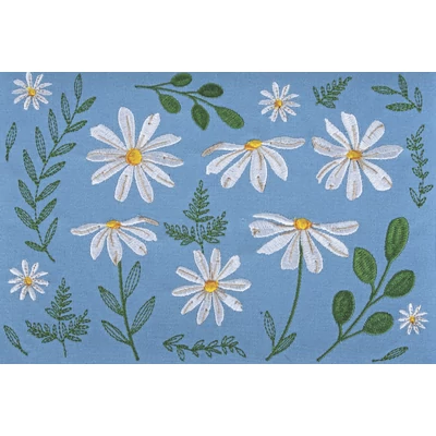 Közepes méretű varródoboz - Hímzett margarétás