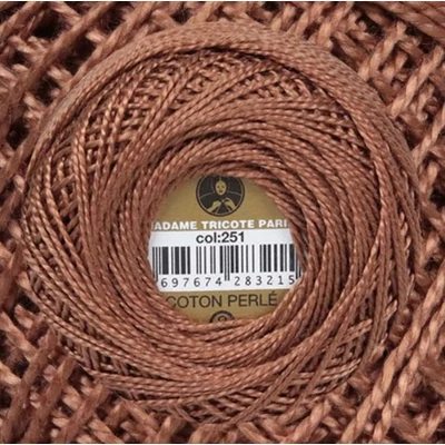 Perlé hímző gyöngyfonal 251 - barna