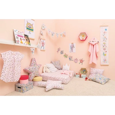 Rico 163 - Monster Party keresztszemes mintafüzet