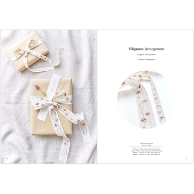 Rico 174 keresztszemes mintafüzet - Virágos terítő minták